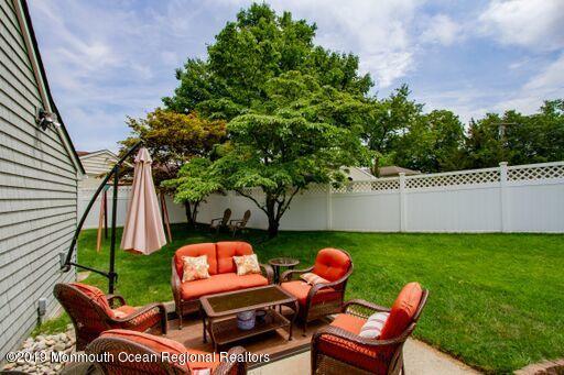 51 Ave Of Two Rivers Rumson, NJ 07760 - Photo 22 of 24 IMG_2940 _preview