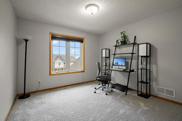 $700,000 | 3321 Willie Drive, Burnsville, MN 55337