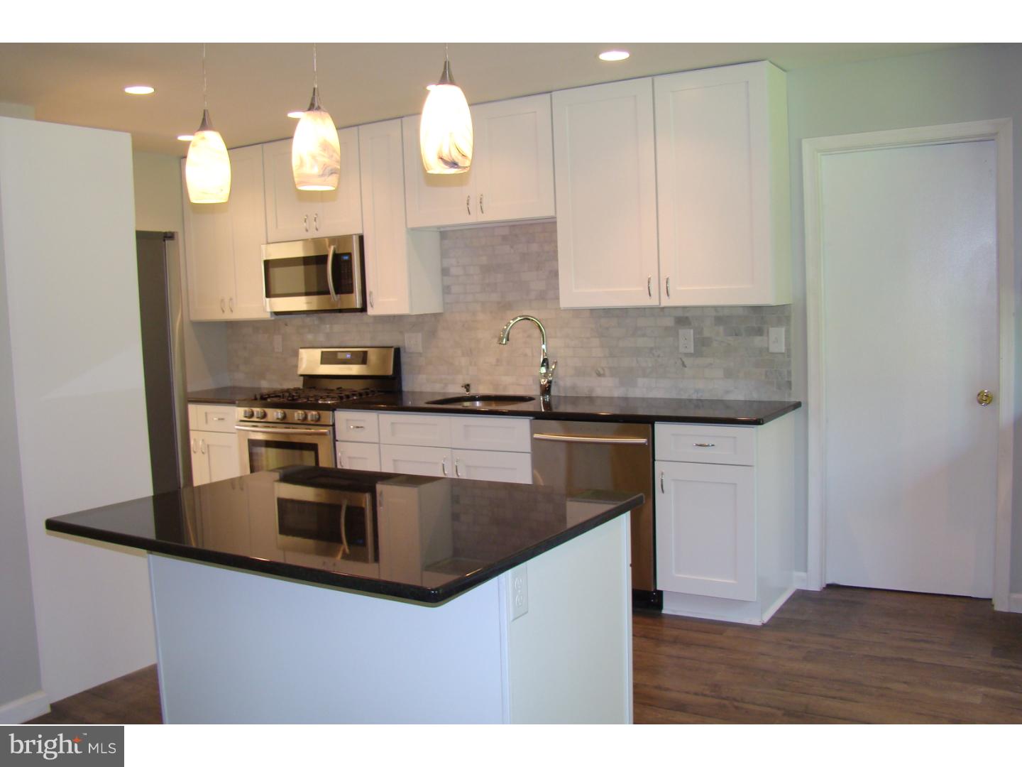 26 Devonshire Road Mount Laurel, NJ 08054 - Photo 12 of 23 Kitchen