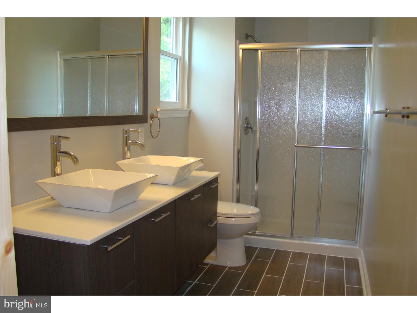 26 Devonshire Road Mount Laurel, NJ 08054 - Photo 16 of 23 Master Bathroom