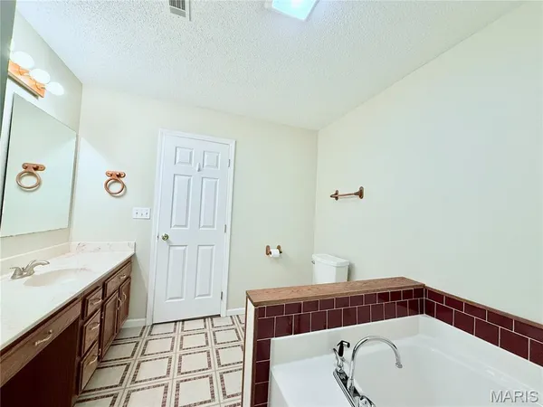 $349,000 | 6731 Hwy Au, Houston, MO 65483