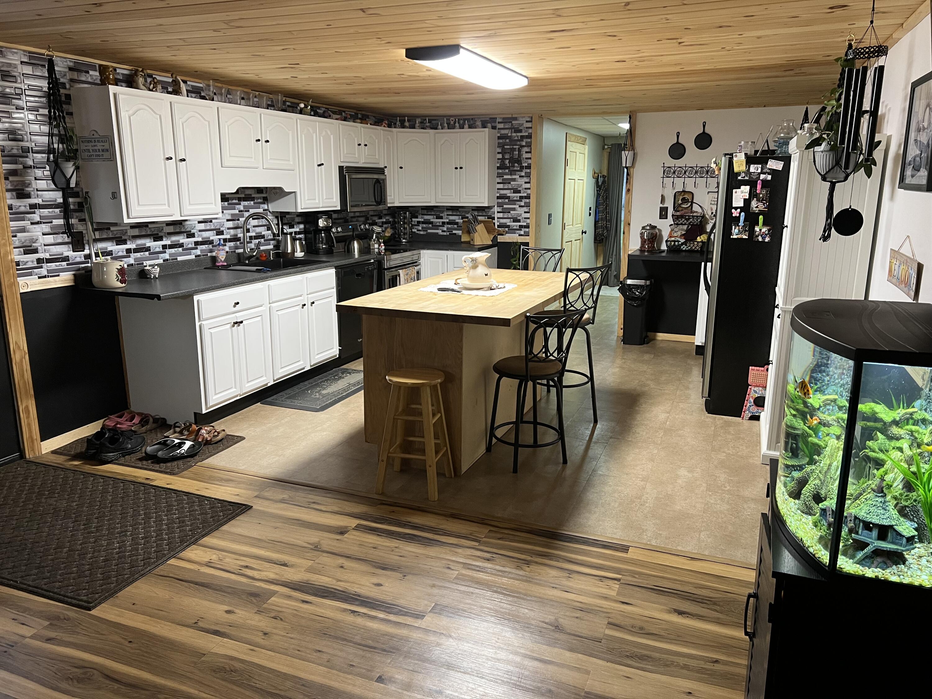 422 Corinth Road Hudson, ME 04449 - Photo 19 of 44 image00019