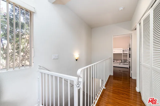 $380,000 | 18738 Vista Del Canon, Unit F, Newhall, CA 91321