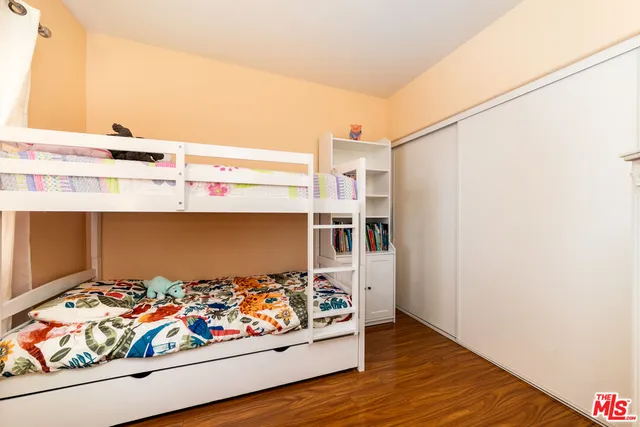 $380,000 | 18738 Vista Del Canon, Unit F, Newhall, CA 91321