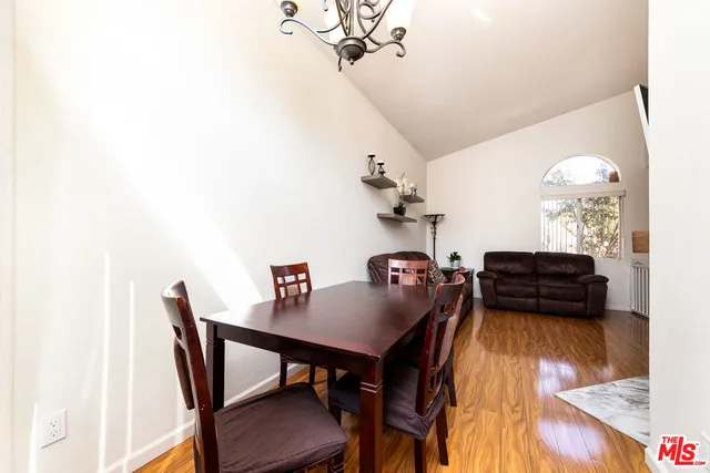 $380,000 | 18738 Vista Del Canon, Unit F, Newhall, CA 91321