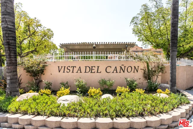 $380,000 | 18738 Vista Del Canon, Unit F, Newhall, CA 91321