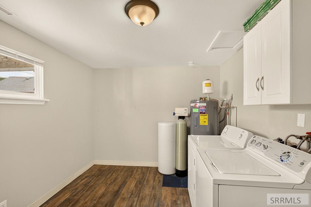 730 Balsam Street Pocatello, ID 83201 - Photo 28 of 37 Laundry