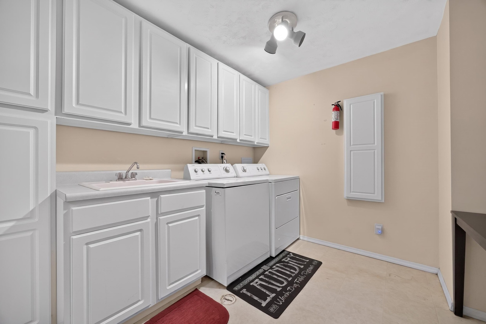 2 Scenic Point Bloomington, IL 61701 - Photo 35 of 56