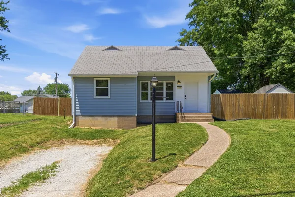 $150,000 | 698 Hillcrest Road, Milan, IL 61264