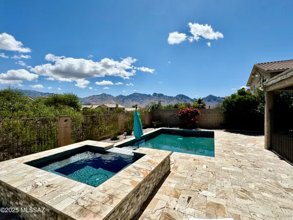 $584,500 | 12768 North Lantern Way, Oro Valley, AZ 85755