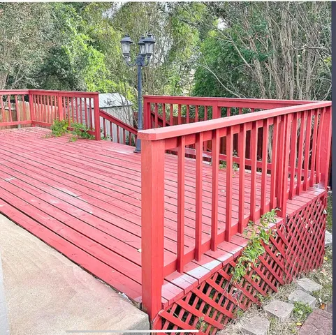a view of a wooden fence