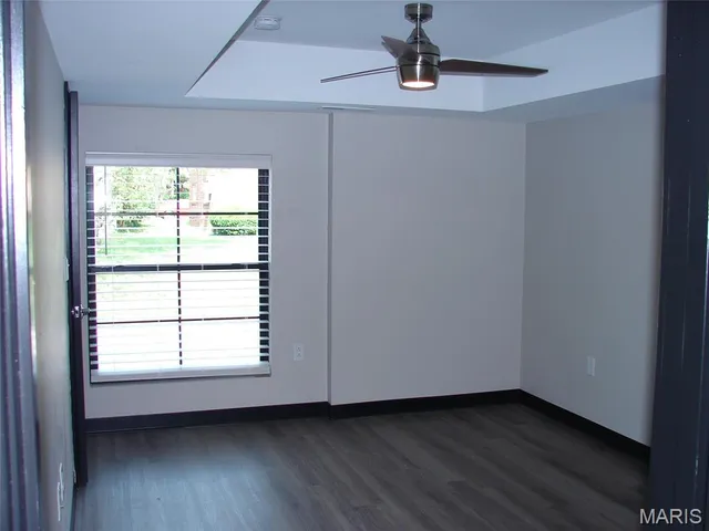 $1,275 | 333 South Kansas Street, Unit 106, Edwardsville, IL 62025