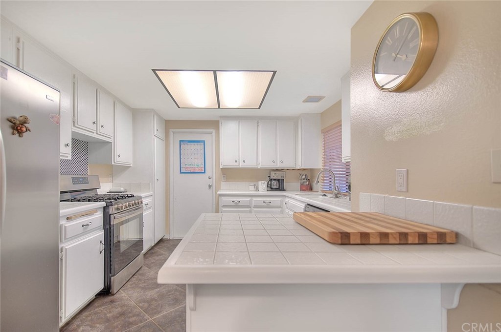 1073 Romney Drive Diamond Bar, CA 91789 - Photo 14 of 50