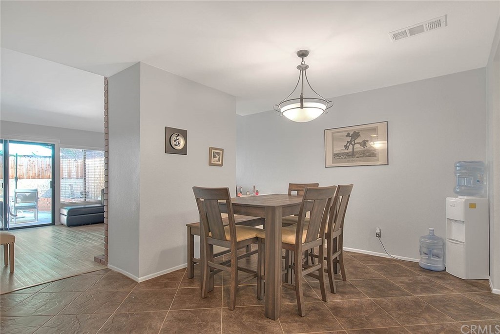 1073 Romney Drive Diamond Bar, CA 91789 - Photo 10 of 50 Dining room