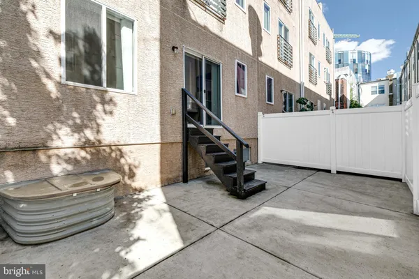 $4,195 | 220 West George Street, Unit 224, Philadelphia, PA 19123