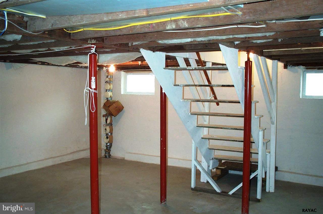 126 Beck Mill Road Hanover, PA 17331 - Photo 12 of 13 Gallery Image 12