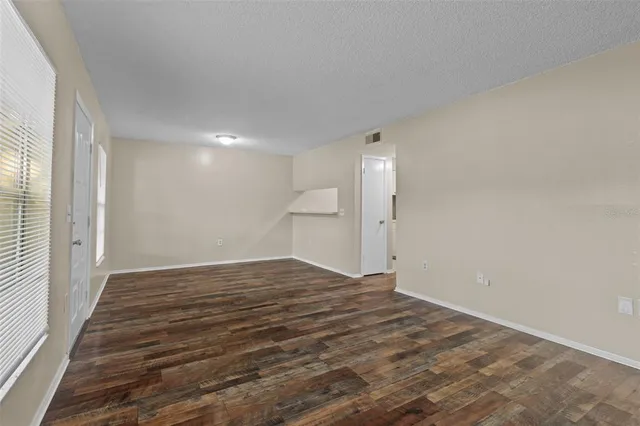 $140,000 | 14419 Hanging Moss Circle, Unit 101, Tampa, FL 33613