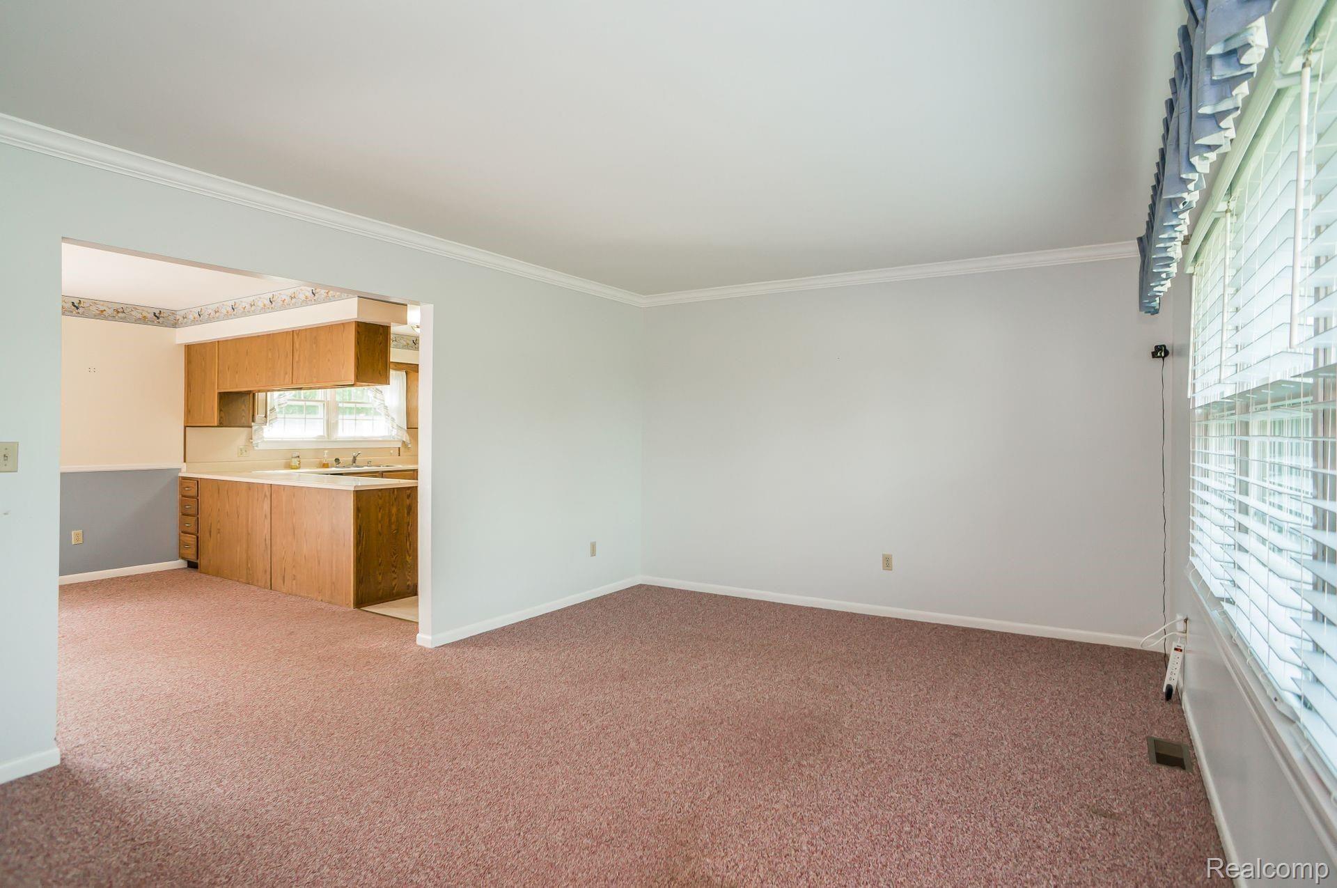 8897 Smythe Road Manchester, MI 48158 - Photo 9 of 36 9.jpg