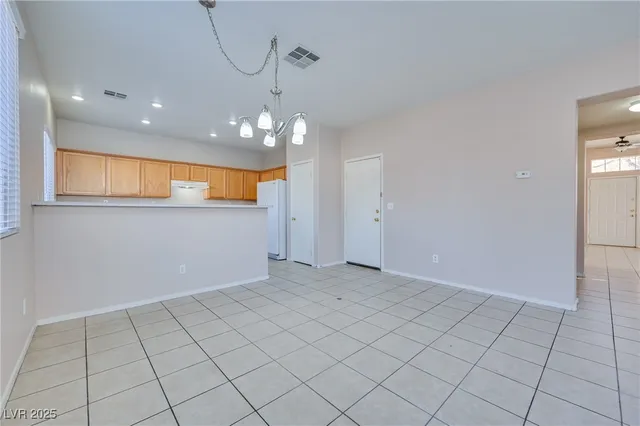 $2,000 | 4502 Dagnar Court, North Las Vegas, NV 89031