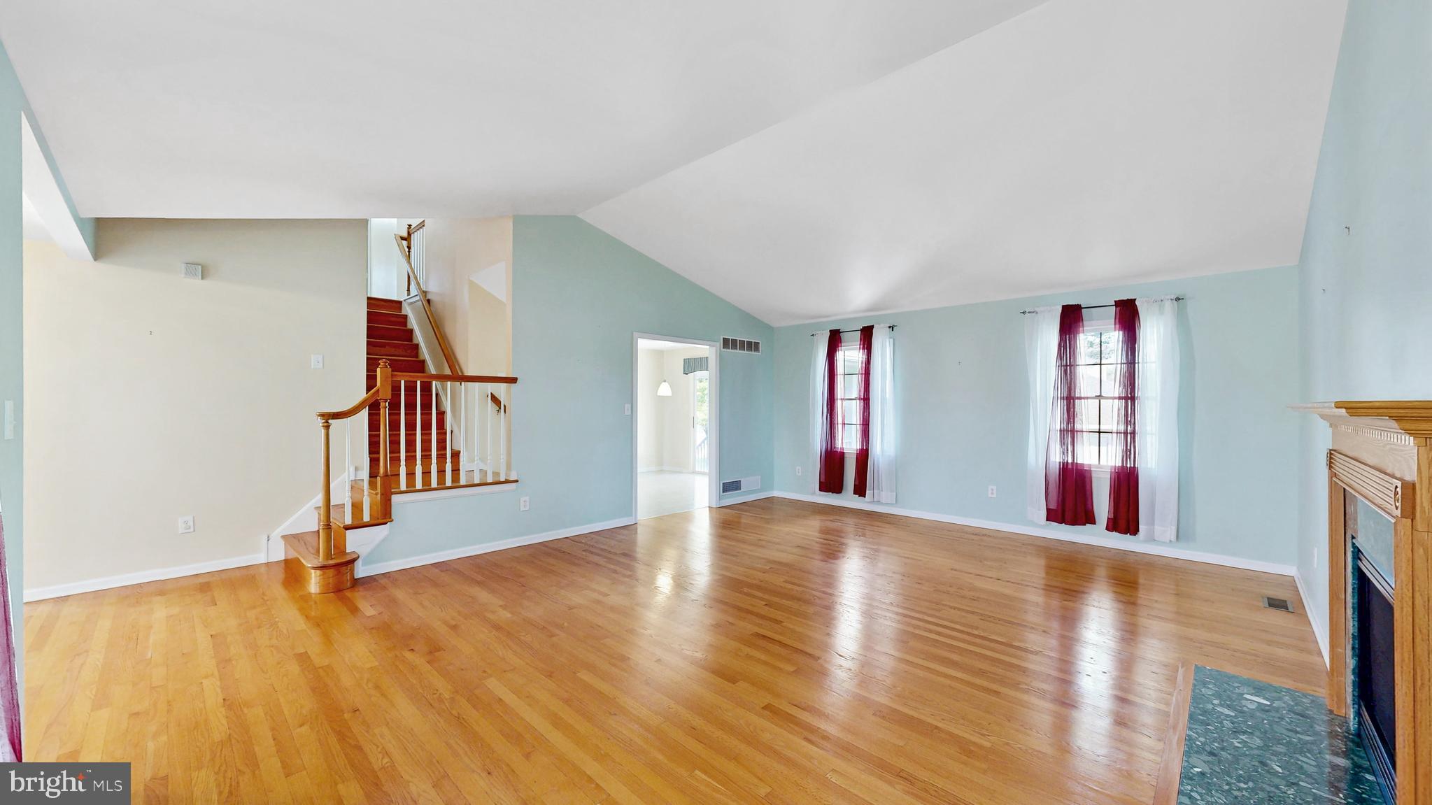 116 Greenbrier Drive Bear, DE 19701 - Photo 18 of 74 Living Room