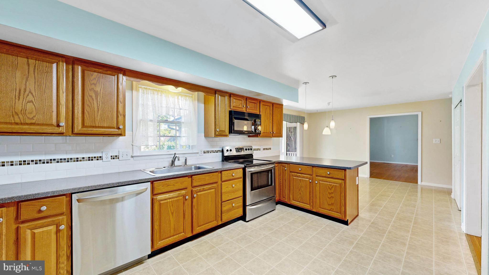 116 Greenbrier Drive Bear, DE 19701 - Photo 4 of 74 Kitchen