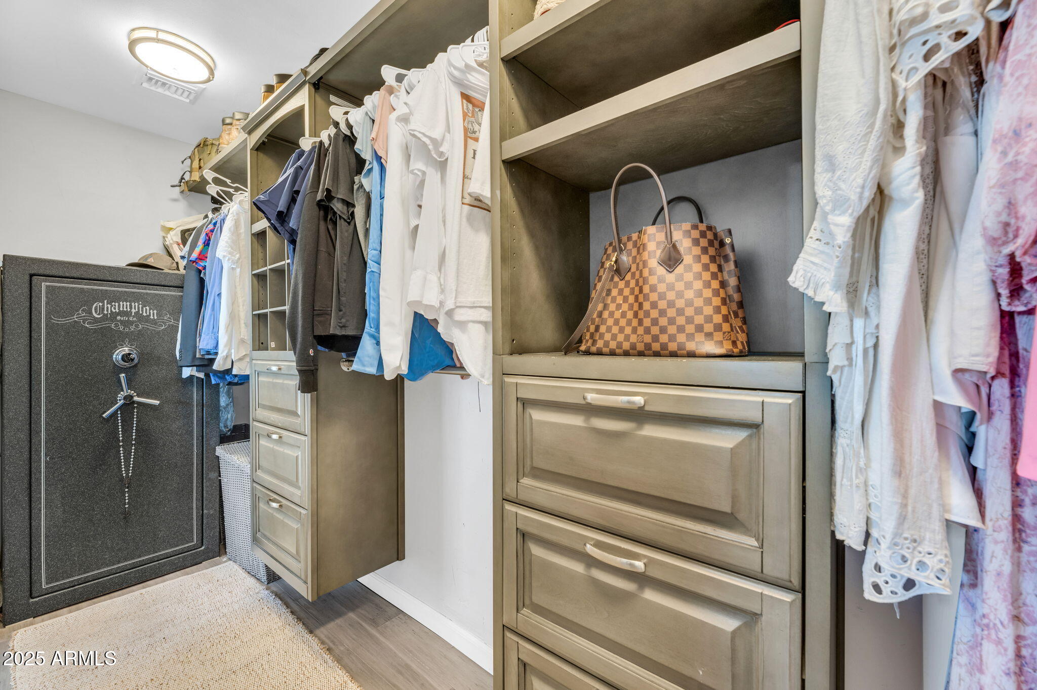 4928 East Palm Lane Phoenix, AZ 85008 - Photo 10 of 17 a view of walk in closet