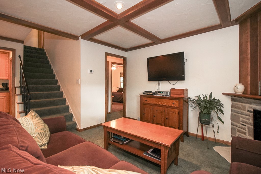 3849 Bainbridge Road Cleveland Heights, OH 44118 - Photo 7 of 25