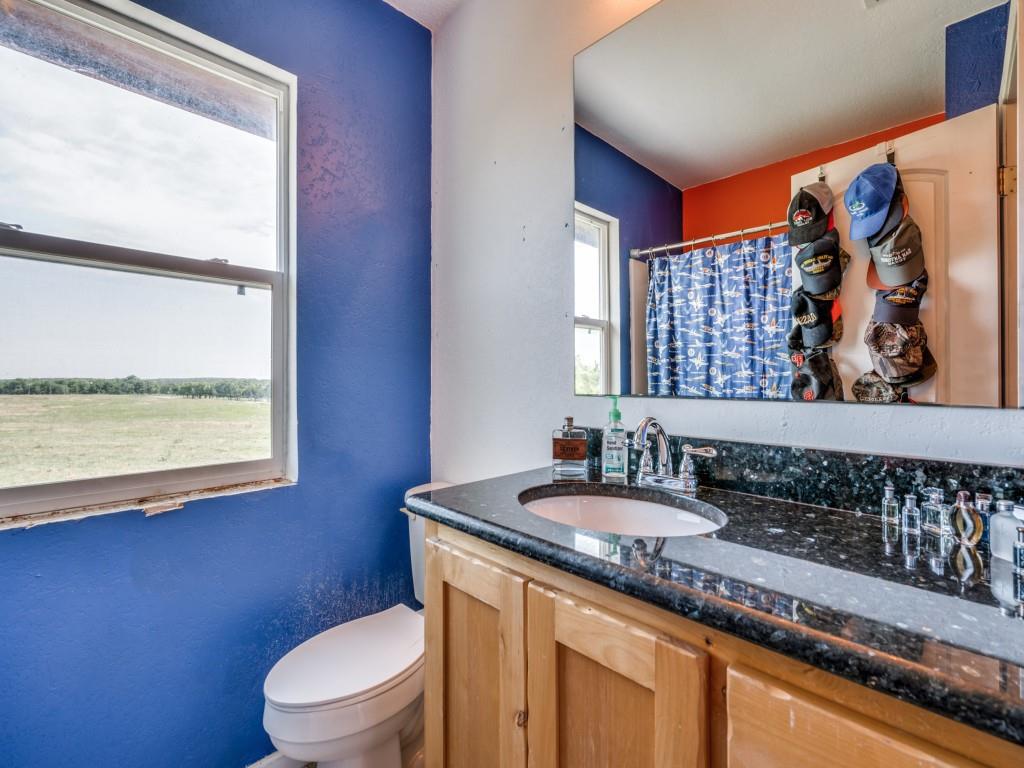2250 Morrow Road Valley View, TX 76272 - Photo 31 of 35 Gallery Image 31