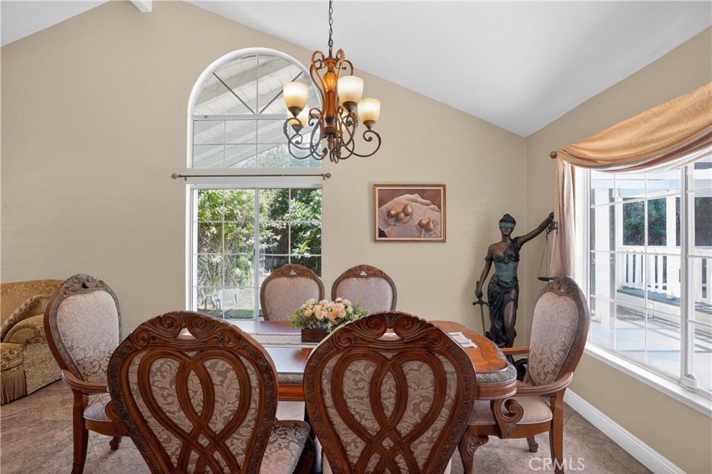2081 Country Hills Lane Riverside, CA 92503 - Photo 6 of 25