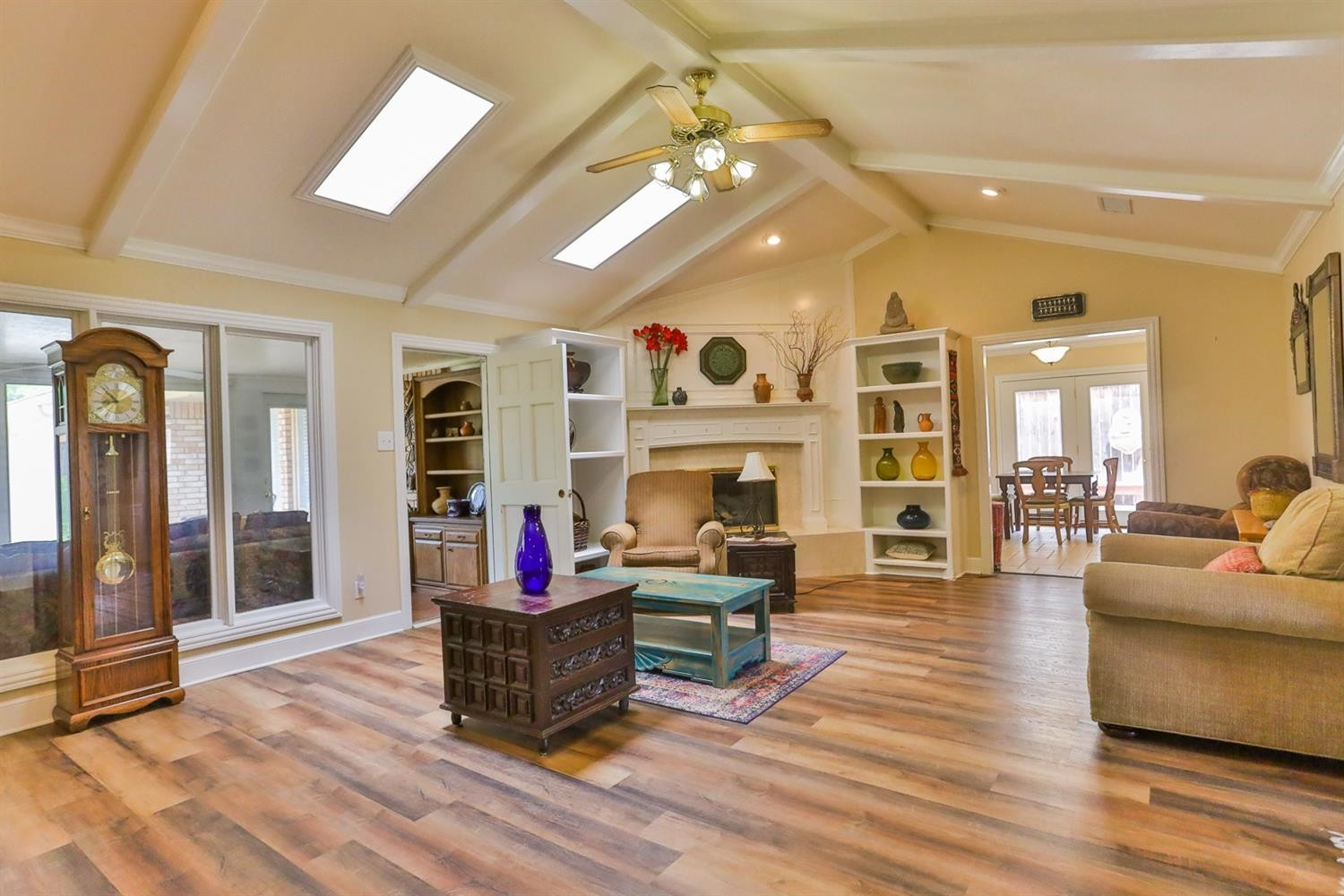 5006 93rd Street Lubbock, TX 79424 - Photo 8 of 41 Photo 8