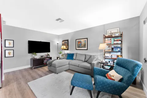 $255,000 | 1200 Northeast 17th Court, Unit 3, Fort Lauderdale, FL 33305