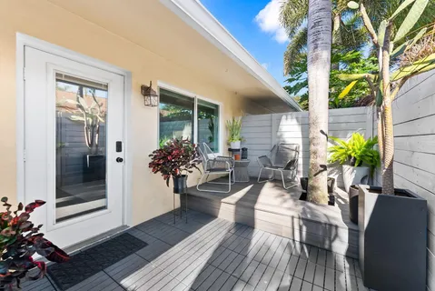 $255,000 | 1200 Northeast 17th Court, Unit 3, Fort Lauderdale, FL 33305