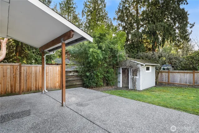 $3,200 | 19515 Fremont Avenue North, Shoreline, WA 98133