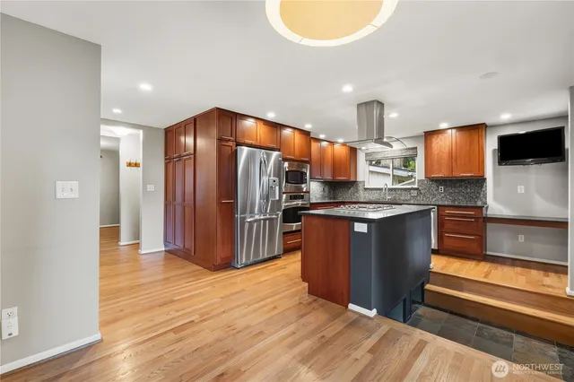 $3,200 | 19515 Fremont Avenue North, Shoreline, WA 98133