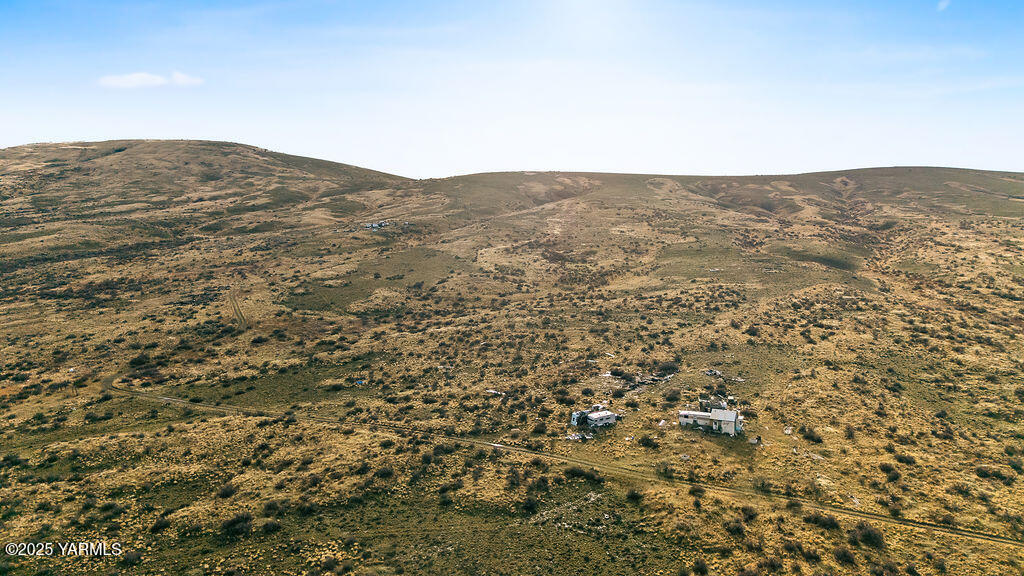 Nka Nka Unassigned Road Cowiche, WA 98923 - Photo 11 of 19 an aerial view of houses with mountain view