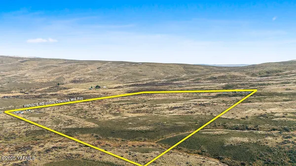 a view of an ocean and beach