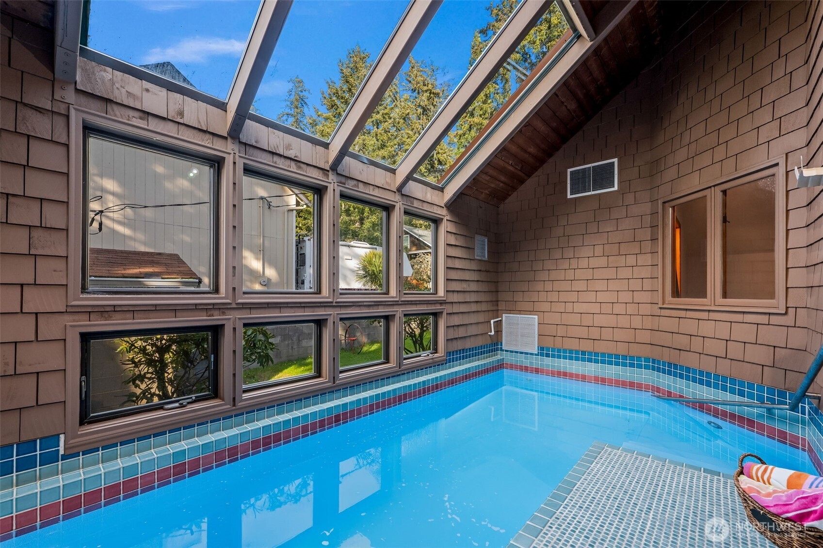 3048 Steamboat Island Road Northwest Olympia, WA 98502 - Photo 12 of 40