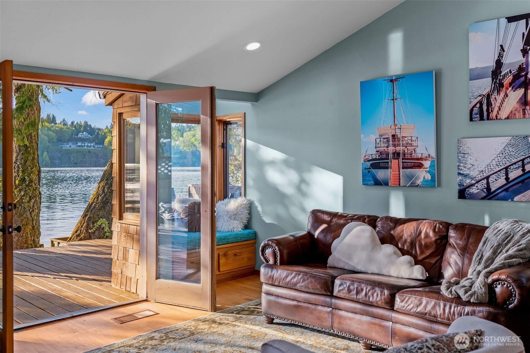 3048 Steamboat Island Road Northwest Olympia, WA 98502 - Photo 4 of 40