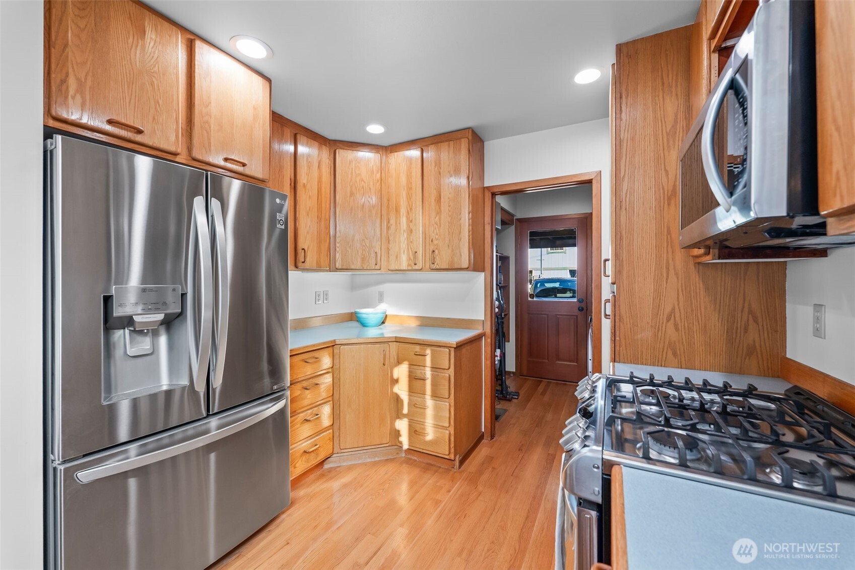 3048 Steamboat Island Road Northwest Olympia, WA 98502 - Photo 6 of 40