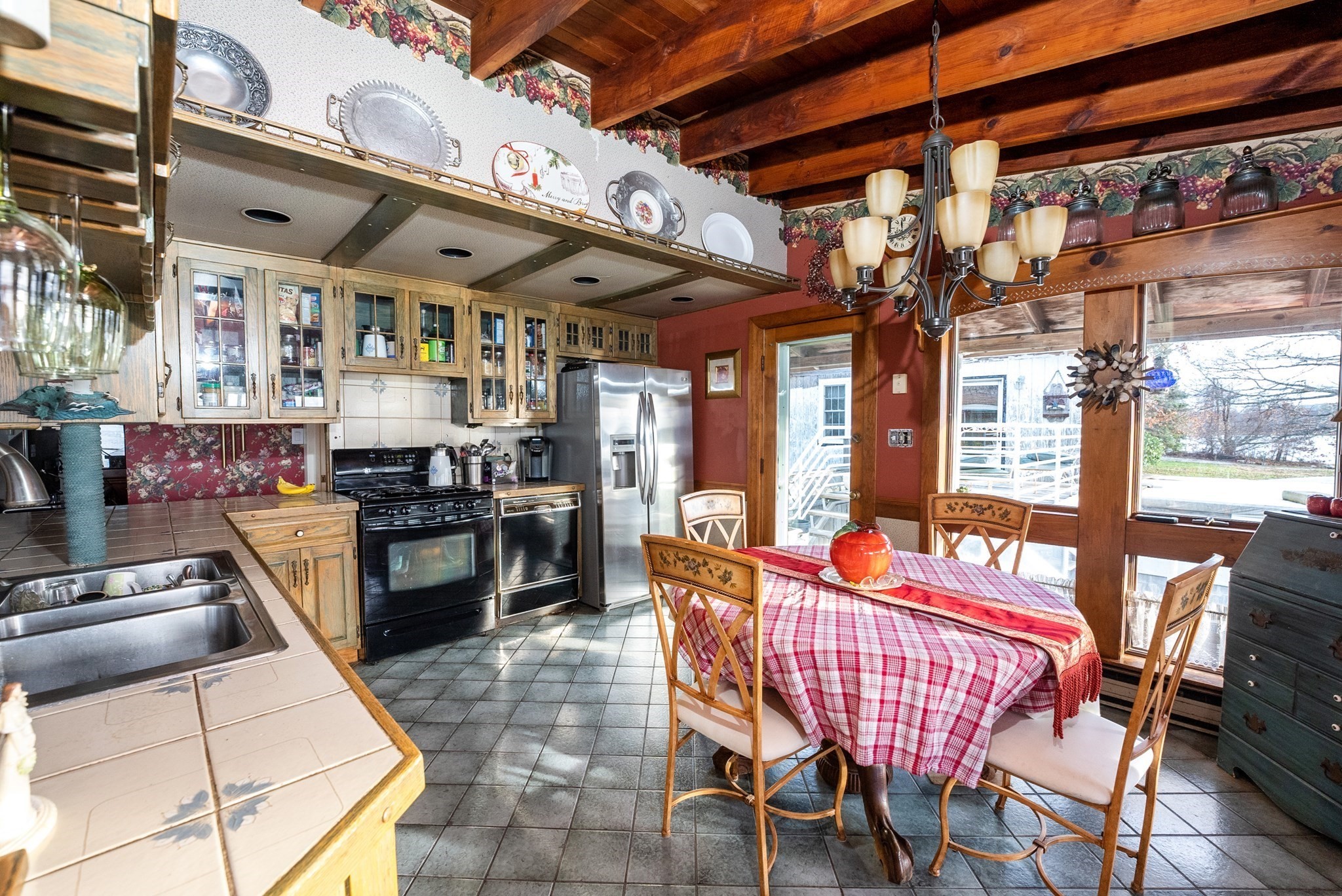 12 Riverside Drive Berkley, MA 02779 - Photo 22 of 42 Gallery Image 22