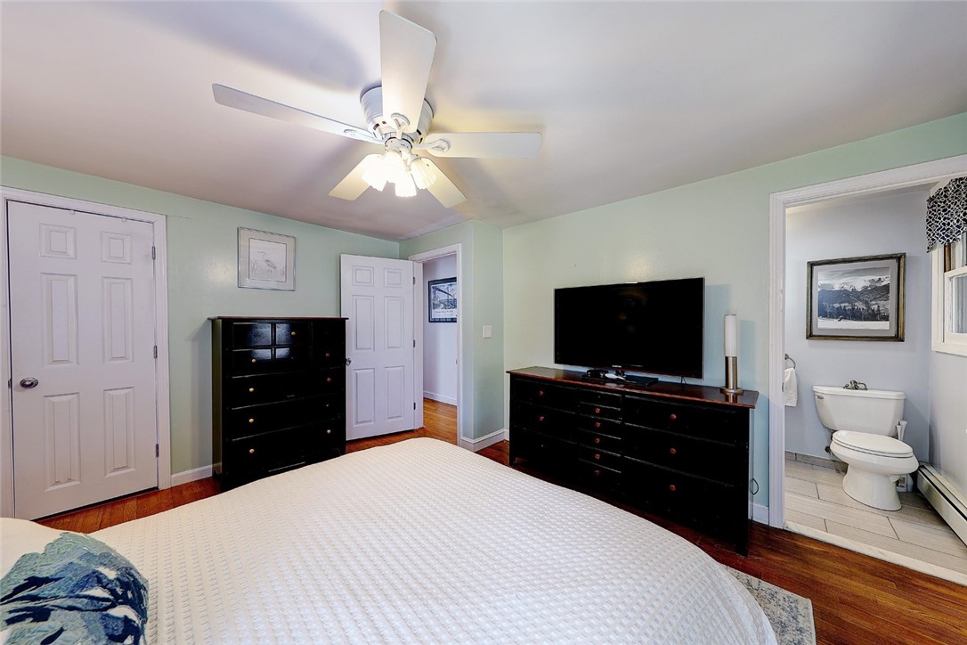 61 Linden Road Barrington, RI 02806 - Photo 17 of 33 Primary bedroom