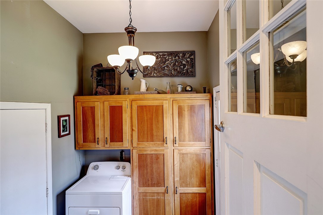 61 Linden Road Barrington, RI 02806 - Photo 25 of 33 Mudroom/laundry