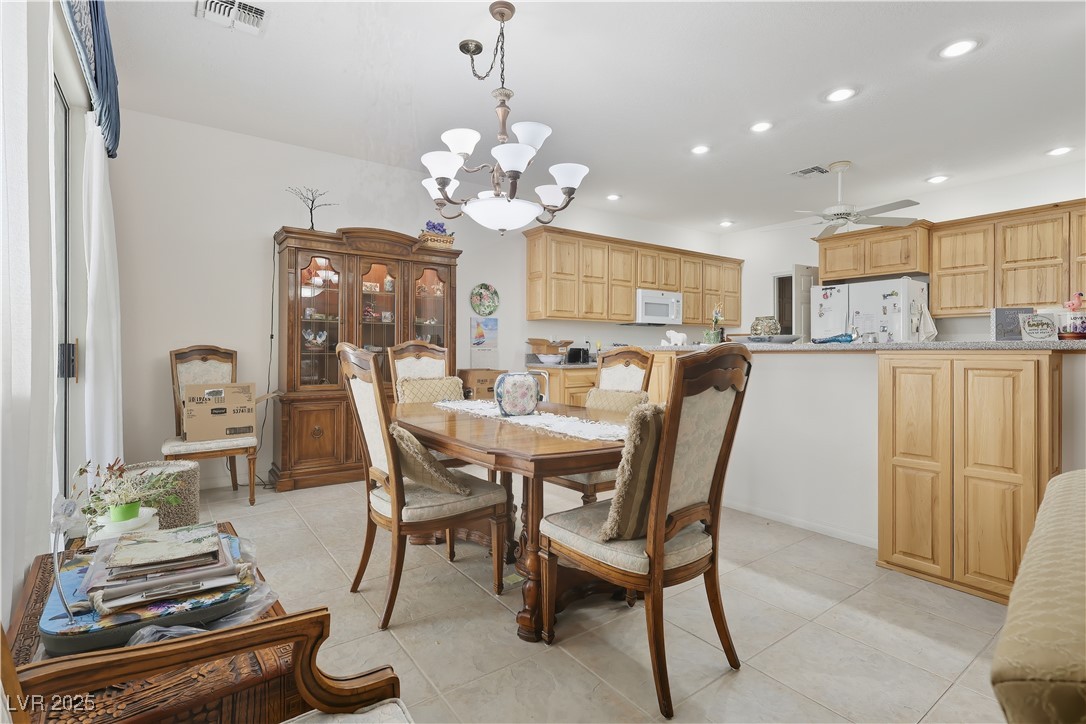 2364 Cottage Ridge Avenue Laughlin, NV 89029 - Photo 13 of 46