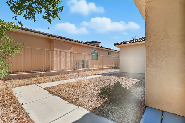 $399,990 | 2364 Cottage Ridge Avenue, Laughlin, NV 89029