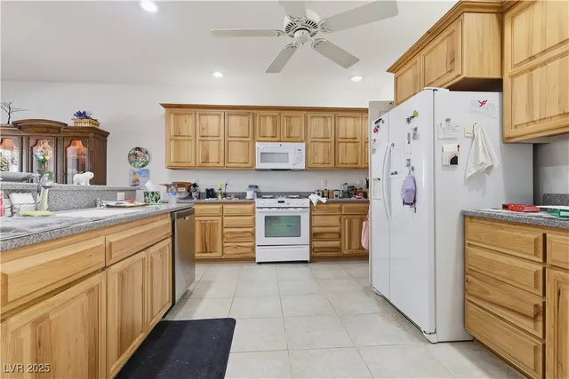 $399,990 | 2364 Cottage Ridge Avenue, Laughlin, NV 89029