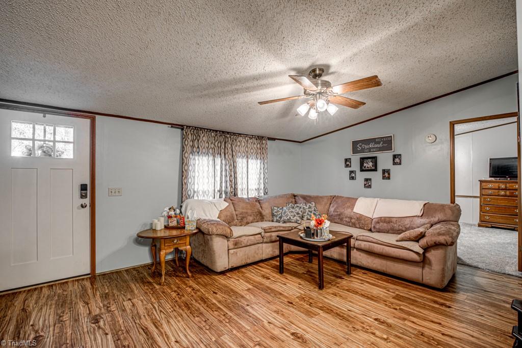 445 Ijames Church Road Mocksville, NC 27028 - Photo 4 of 21 Gallery Image 4