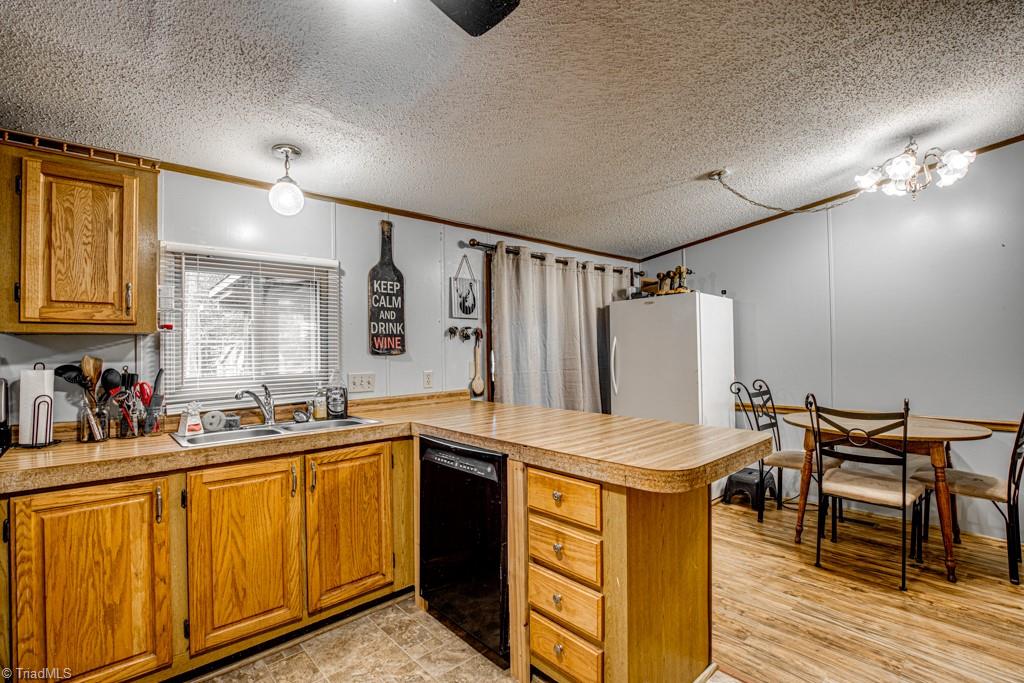 445 Ijames Church Road Mocksville, NC 27028 - Photo 7 of 21 Gallery Image 7