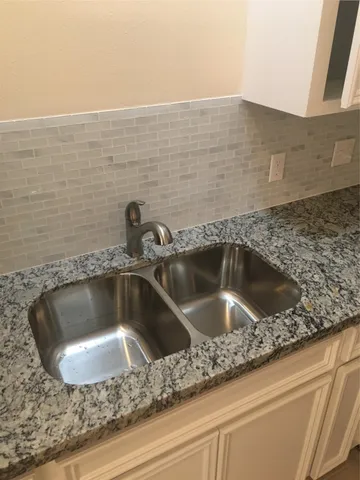 a close view of sink and tap