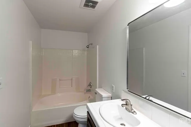 $435,000 | Undisclosed Address, Bakersfield, CA 93312