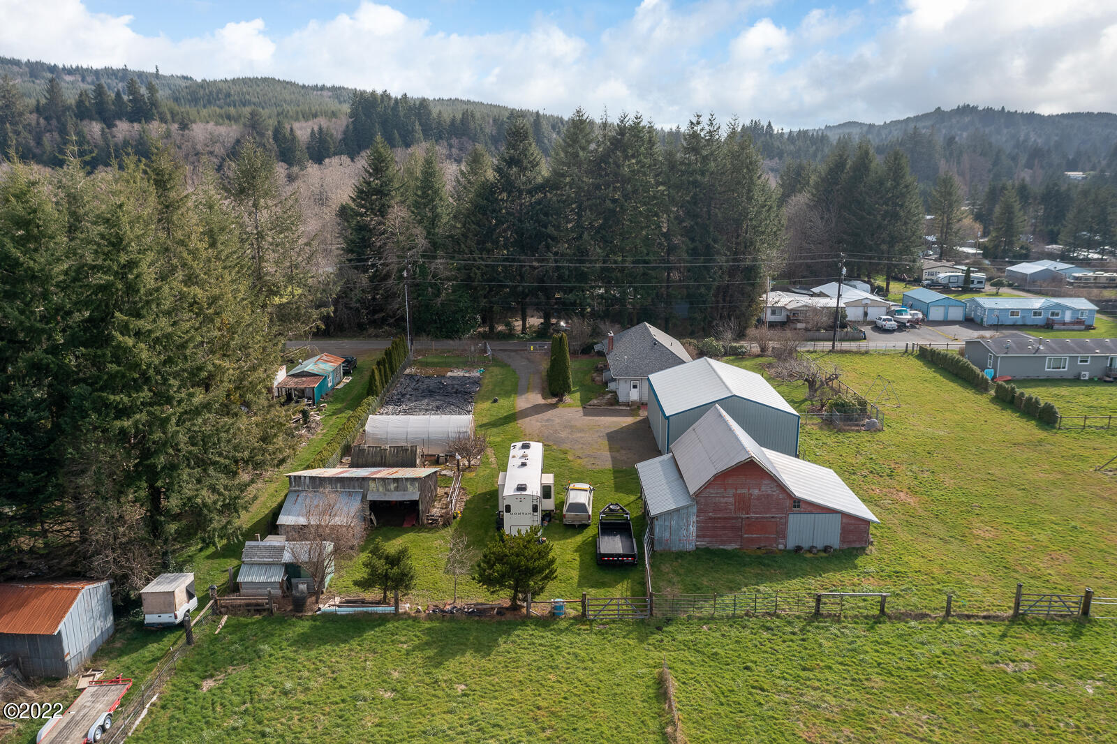 477 Southwest Ferry Avenue Siletz, OR 97380 - Photo 10 of 30 477SWFerry-A-26